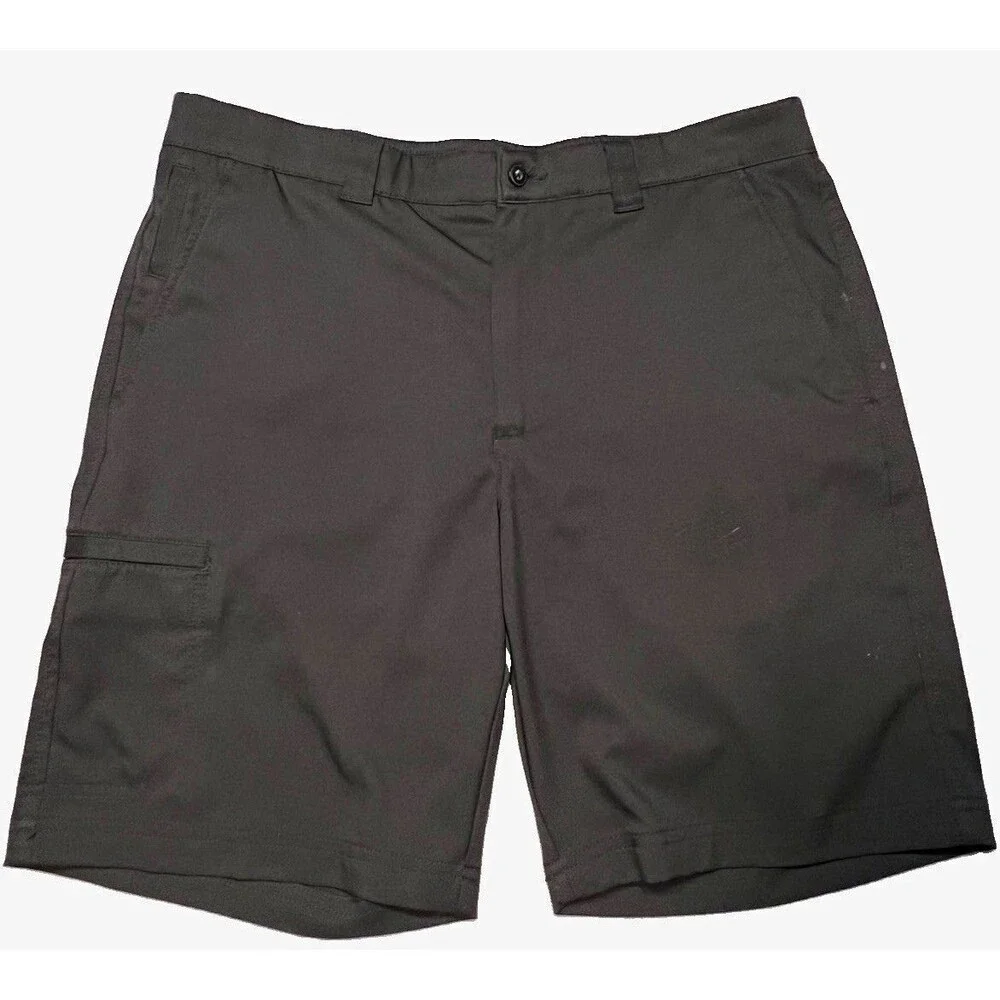 PGA TOUR Men's Black Cargo Golf Shorts 34W 9